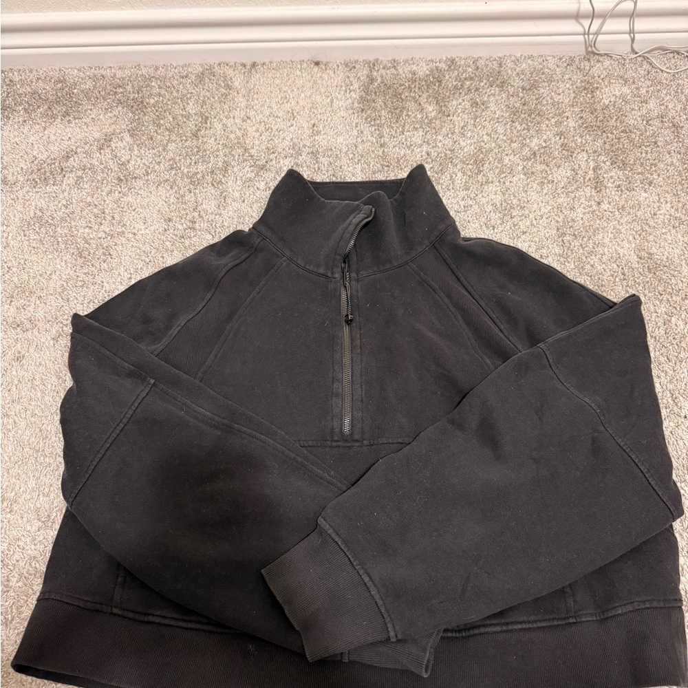 Lululemon Black Scuba